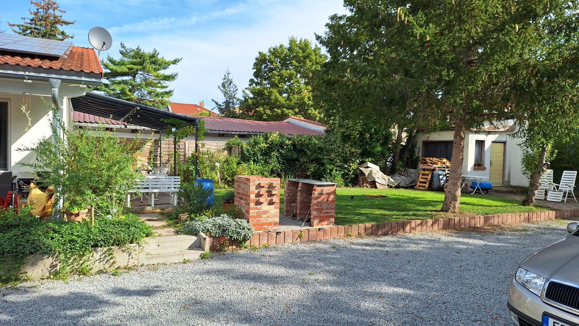 Auszeit2 Erfurt - Stilvolle Dachwohnung Mit Parkplatz - Zentrumsnah Exterior foto